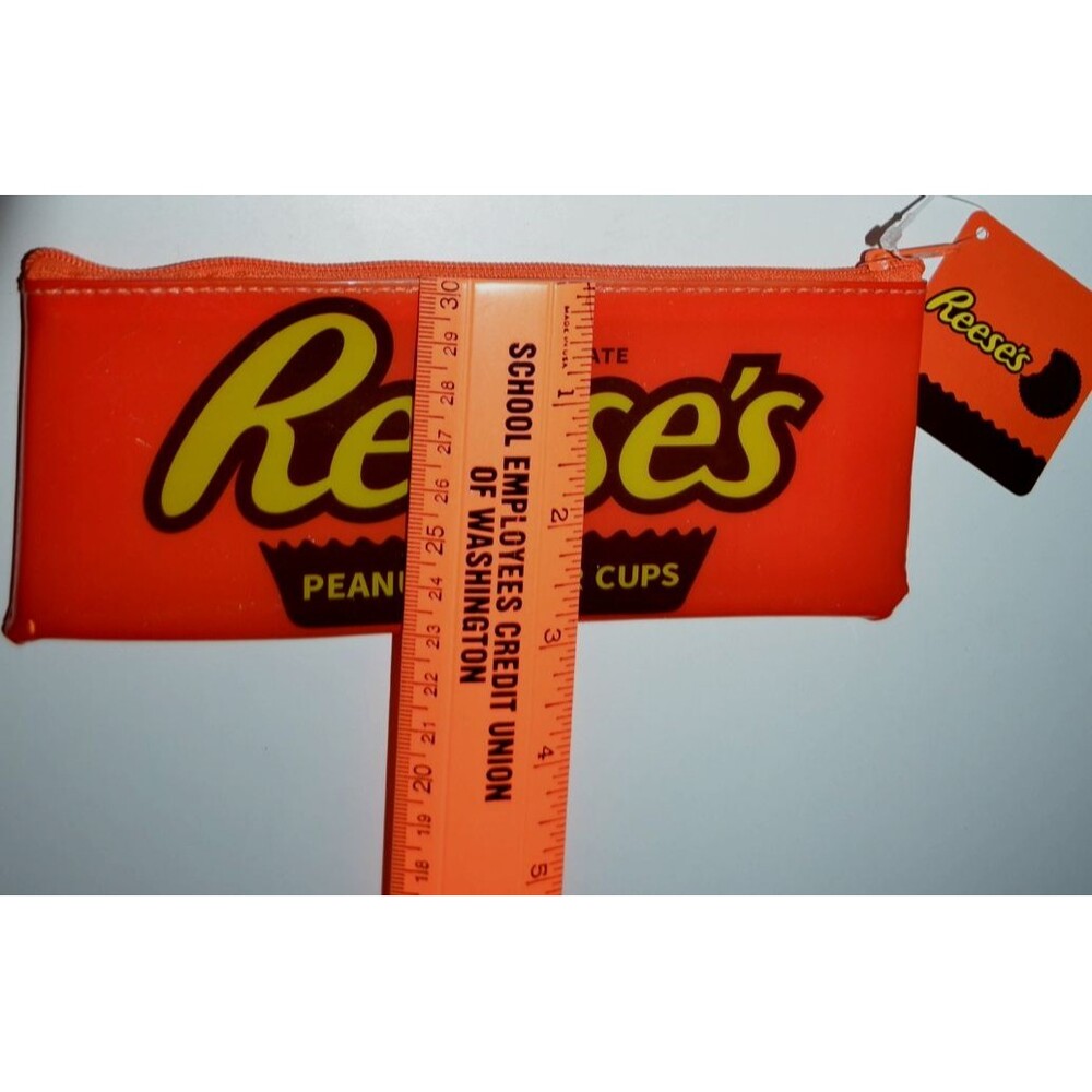 3 Pack Twizzlers Reese’s Hersheys Vinyl Zipper Pencil Case Make-Up Bag NEW Candy - Picture 4 of 4